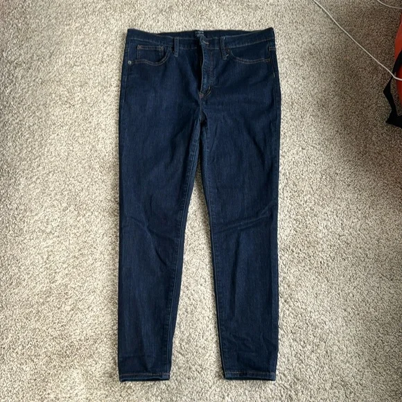 Dark wash skinny jeans - Picture 1 of 3